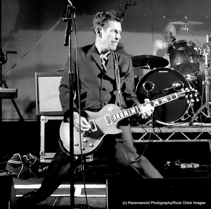 Roddy Radiation (Of The Specials) w/The Haywoods